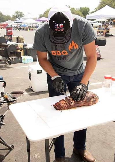 HSBBQ 2022_Slicing Brisket