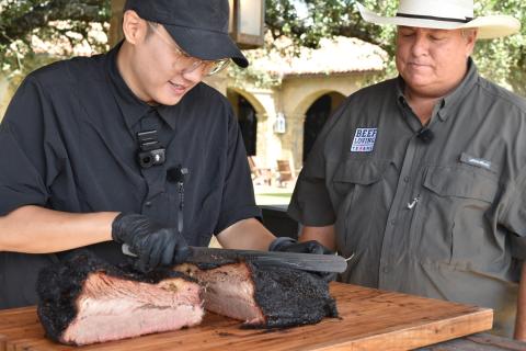 Slicing Brisket